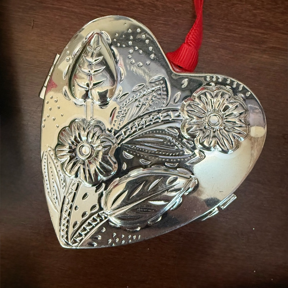 Silver Heart-Shaped Photo Ornament